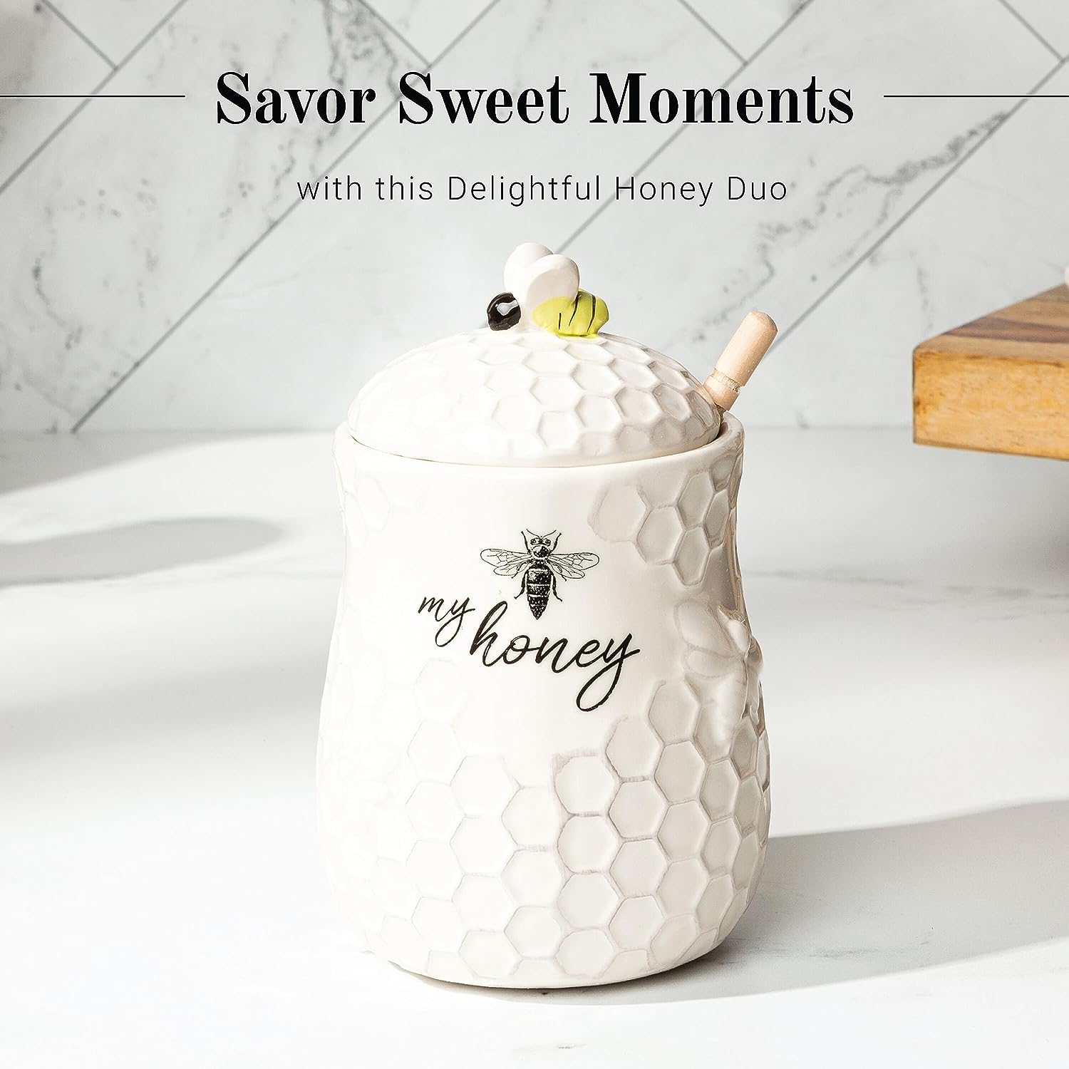 Honey Jar with wooden Hone Dipper, Farmhouse Kitchen Decor Honey Jar with wooden Hone Dipper, Farmhouse Kitchen Decor